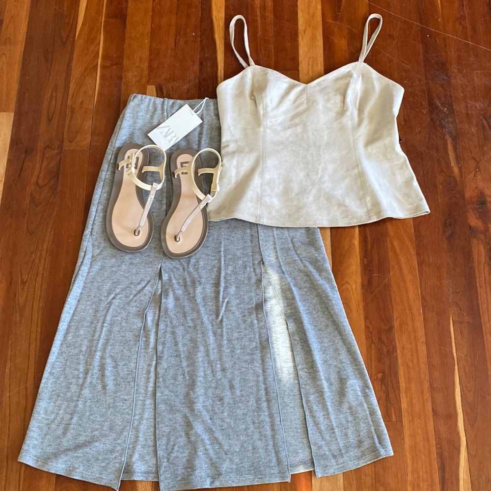 NWT Zara Gray Body Con Fit MIDI Skirt
